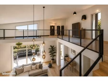 appartement 4 pièces 103 m²