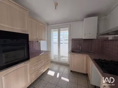 appartement à saint-raphaël (83700)