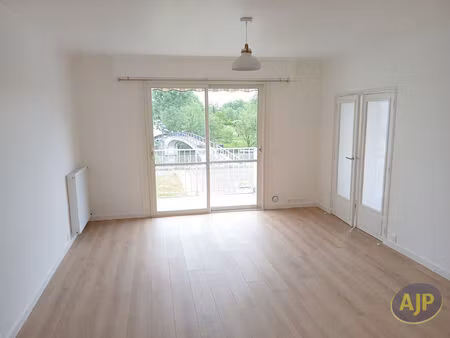 appartement saintes 3 pièce(s) 53.61 m2