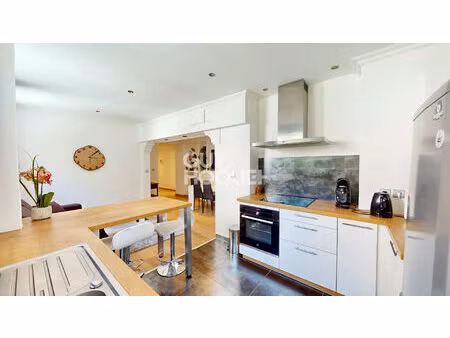 très bel appartement 2 pièces - 50 1m² - ponton - cave