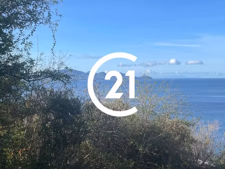 case-pilote  la caraïbe  maison t7  vue mer