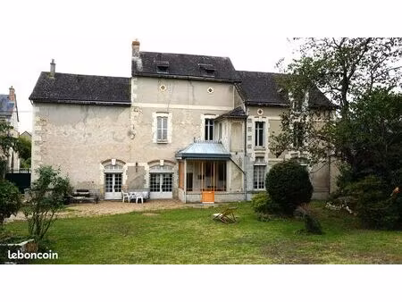 maison 8 pièces 197 m²