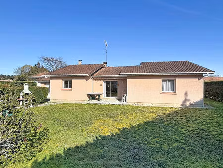 maison 4 pièces dans un quartier résidentiel