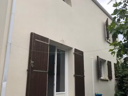 maison 3 pièces à vendre à rochefort - réf 3519
