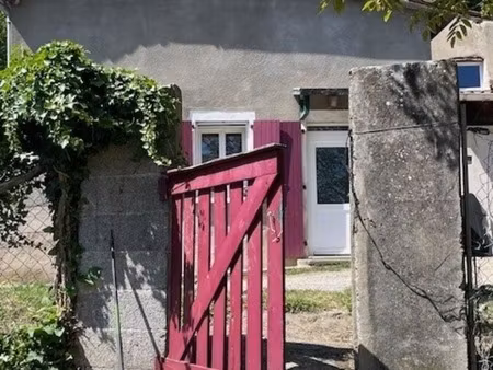 drôme : authentique maison de village sur 3 200 m² de terrain