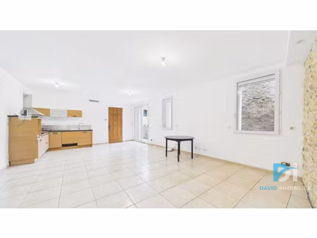 maison de caractère entièrement rénovée avec prestations de