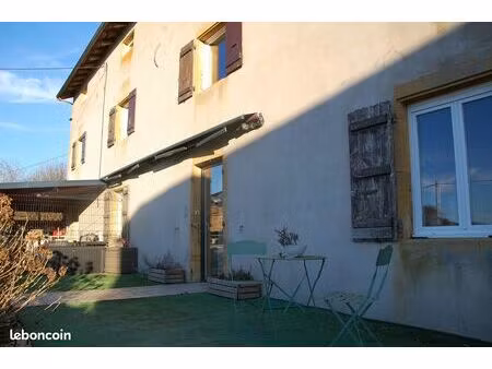 propriété 8 pièces 270 m²