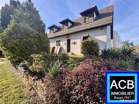 maison 8 pièces 160 m²