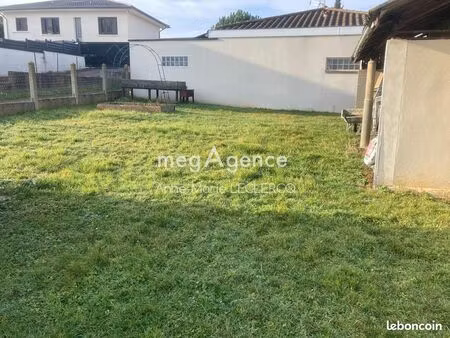 terrain 328 m² frans