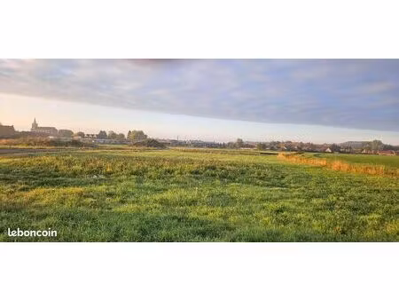 terrain 585 m² hantay