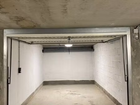 garage à louer