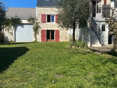 maison avec grand jardin  7 pièces  154 m2
