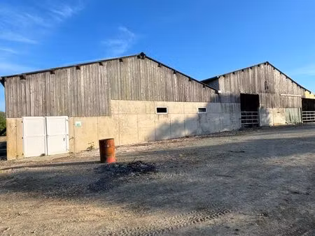 bâtiment de stockage