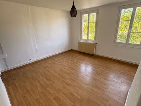 appartement 3 pièces 74m2