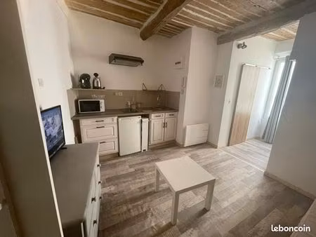 studio 1 pièce 17 m²
