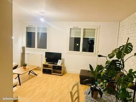 à louer t2 55m2 – quartier malpalu loyer 650cc