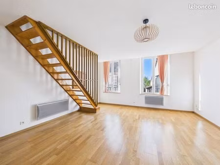 triplex 3 pièces 52 m²