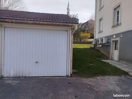 garage à louer