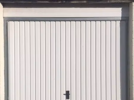 garage à louer
