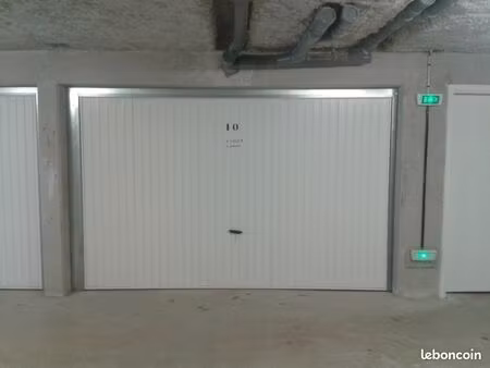 loue garage