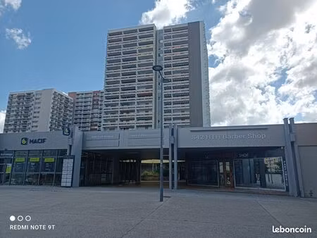 bureau fermé - saint etienne bergson - bail précaire de 6 mois renouvlable