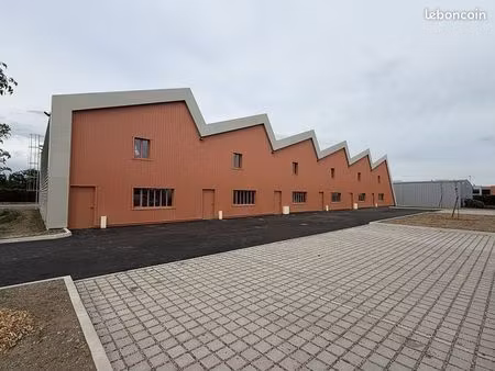local commercial 150 m²