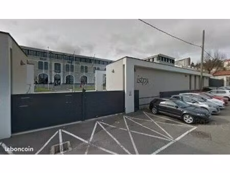 local 226 m² saint-etienne