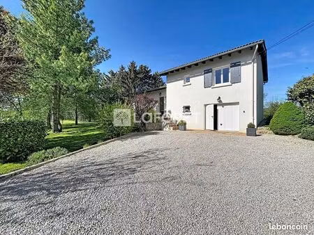 maison 4 pièces 105 m²