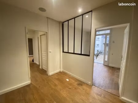 local commercial 81 m² nantes