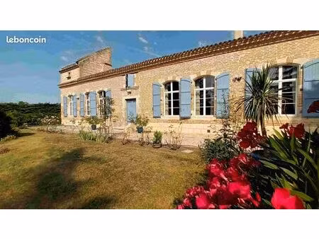 boé (47550) – maison 8 pièces - 5 chambres – 300 m²