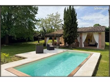 longère 6 pièces 220 m²