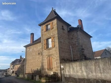 maison 7 pièces 227 m²