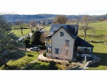 maison 7 pièces 157 m²