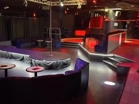location gérance - discothèque / lieu événementiel 700 m² + 2 ha avec étang et cascade – s