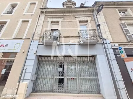 maison 8 pièces 163 m²