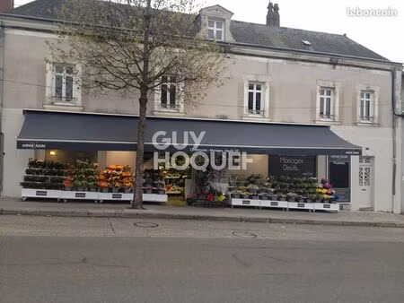 local commercial 89 m² chateau gontier sur mayenne