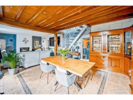 maison 6 pièces 131 m²