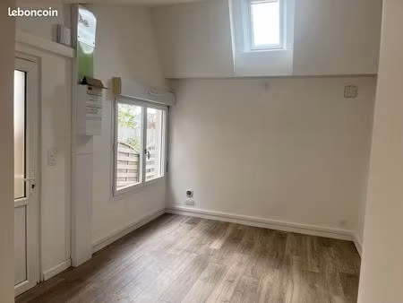 t3 lumineux avec terrasse – centre bourg – rénové