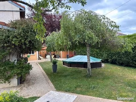 ensemble immobilier de 2 maisons