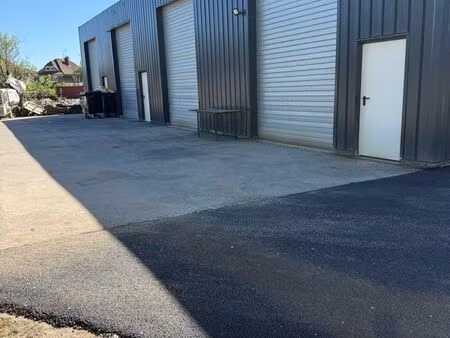 entrepôt /local 75m2- 5m hauteur-stockage/ artisan
