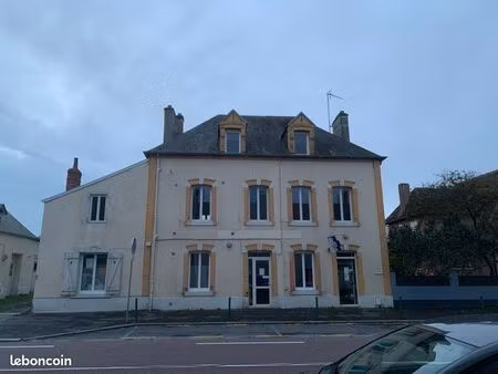 local commercial 100m2