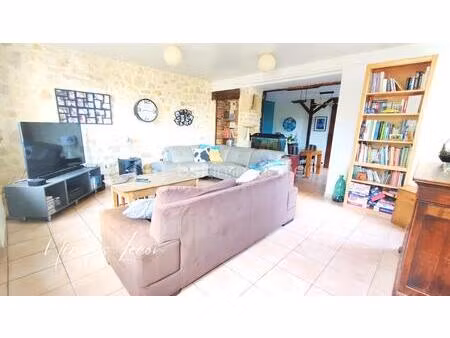 maison de 180 m² à nerondes