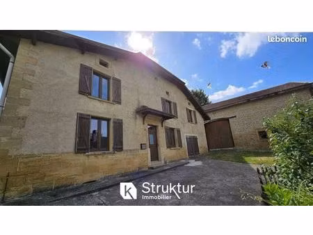maison 6 pièces 148 m²