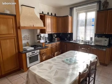 maison de village rénovée – confort moderne et charme authentique