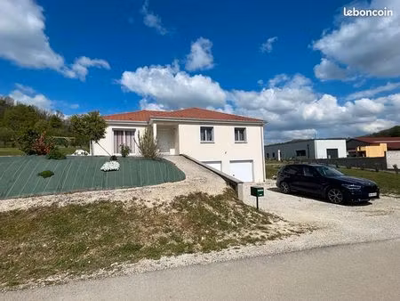 pavillon 5 pièces 121 m²