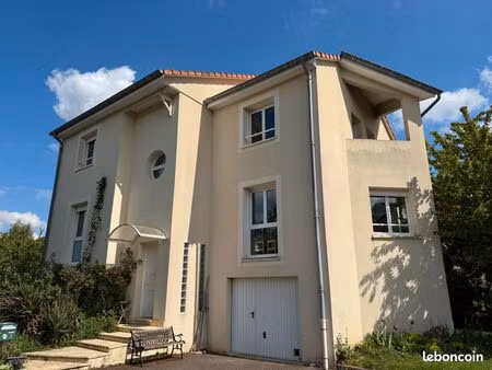 le ban saint martin  rare maison individuelle f7  situation/environnement privilégié  cadr