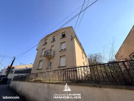 immeuble 16 pièces 315 m²