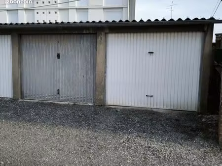 garage/box 15 m² cambrai