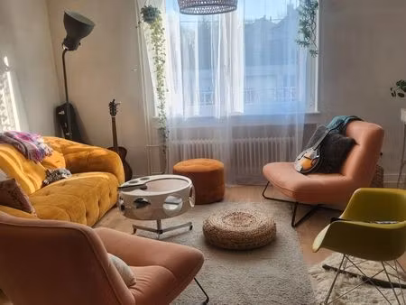 maison de quartier adorable