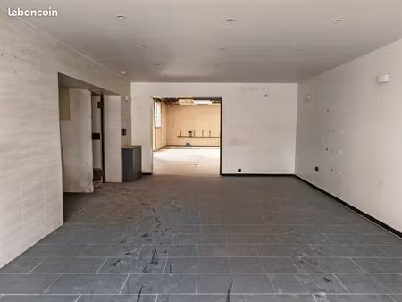 local commercial 115m2